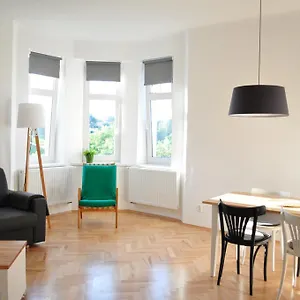 Central-modern-apartment Apartment