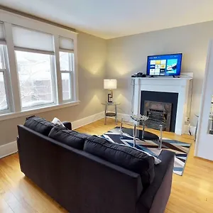 Bright, Clean, Private. In The Heart Of Downtown! Parking, Wi-fi And Netflix Included Ottawa
